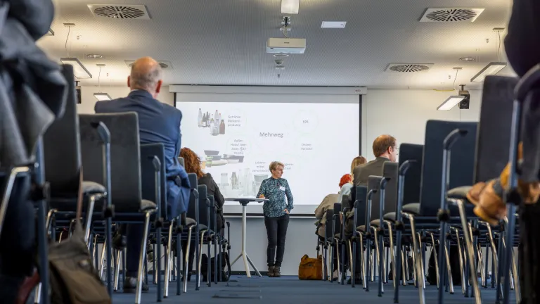 Vortrag Forum 8