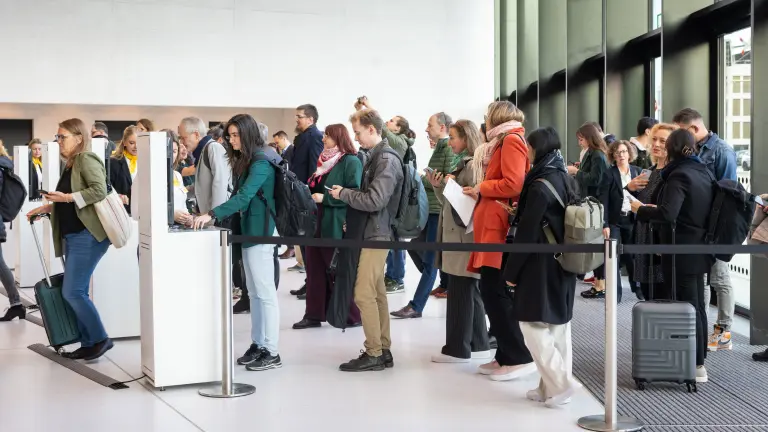 Akkreditierung von Besuchern